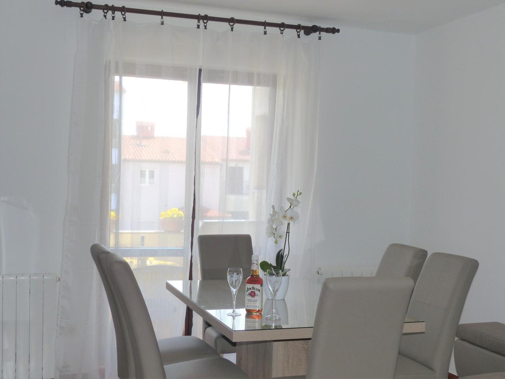 Charming Apartments In Pula Exteriör bild